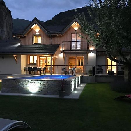 Chalet Barbara With Swimming Pool In The Heart Of Oisans Le Bourg-d'Oisans Exterior photo