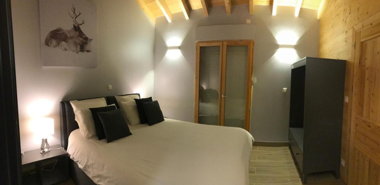 Chalet Barbara With Swimming Pool In The Heart Of Oisans Le Bourg-d'Oisans Exterior photo