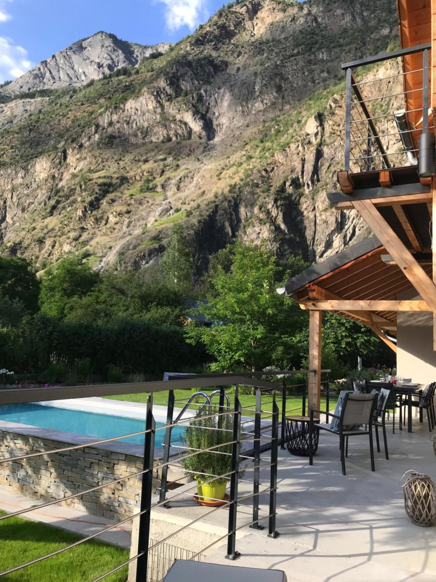 Chalet Barbara With Swimming Pool In The Heart Of Oisans Le Bourg-d'Oisans Exterior photo